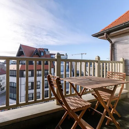 Charming Spacious Duplex Apt With Private Parking In *